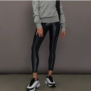 Carbon 38 Takara Shine 7/8 Leggings Size S